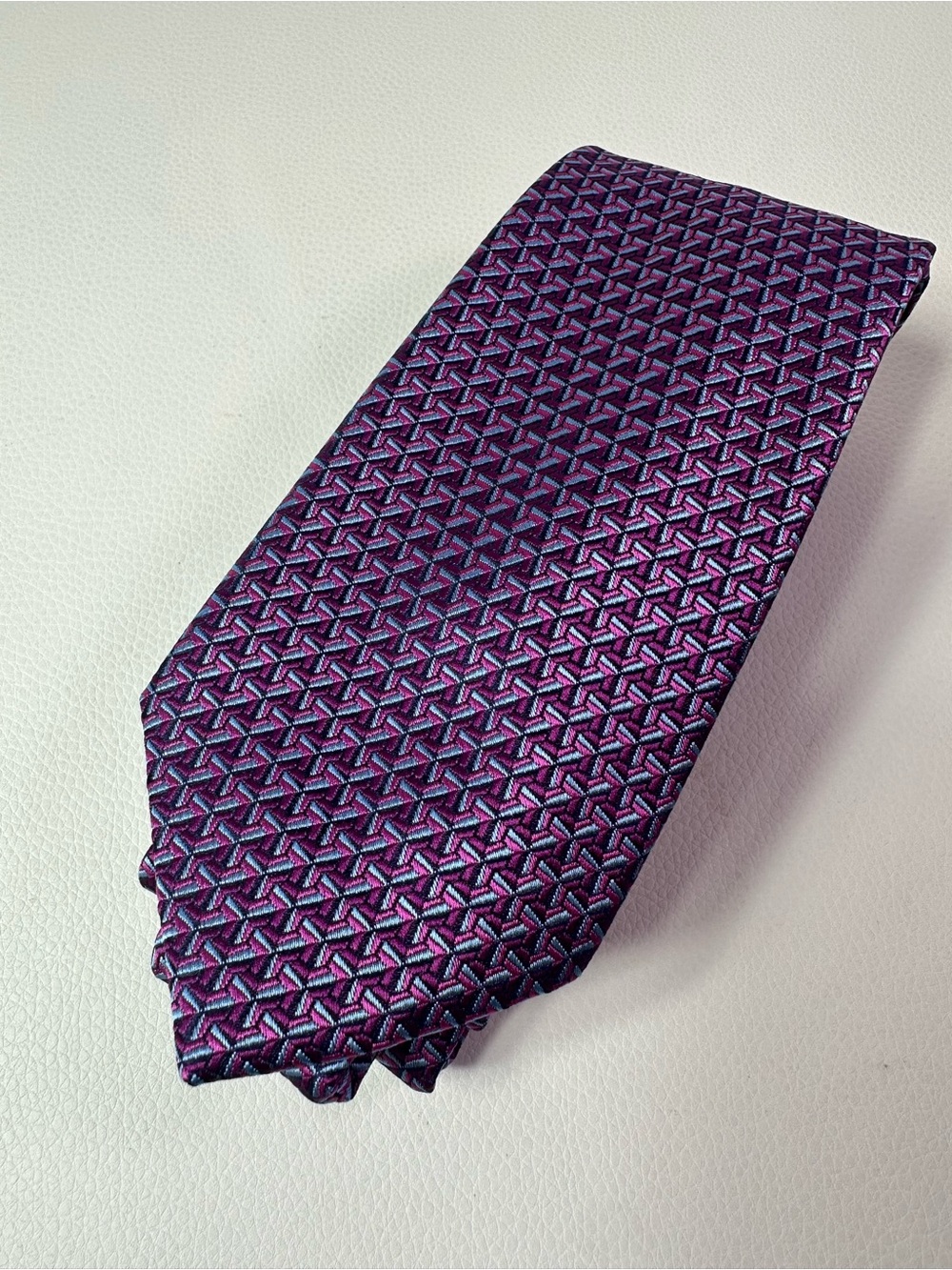 NEW Men’s Perry Ellis Tie Purple/Blue/Black
